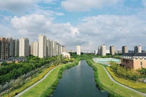 推窗見(jiàn)綠,楊浦正越變?cè)矫? />
</span>
<span id=